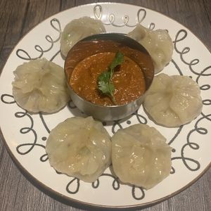 Curry dumplings at LaLa Zorba ララ・ゾルバ in Naha