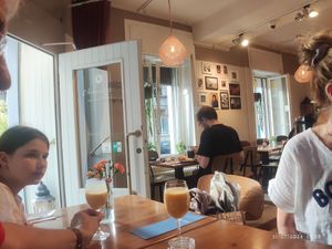  at Chimy's in Zurich