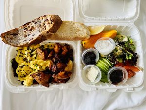 Vegan egg scramble came with a huge salad at Island Vintage Coffee in Honolulu