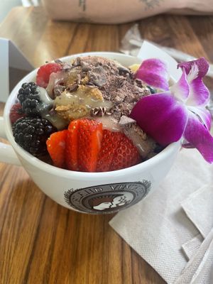   at Island Vintage Coffee in Honolulu