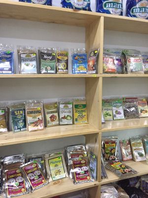 Superfood powders at Perutambo Biomarket - Antonio Raymondi in Huaraz