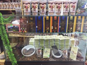 Dark chocolate at Perutambo Biomarket - Antonio Raymondi in Huaraz