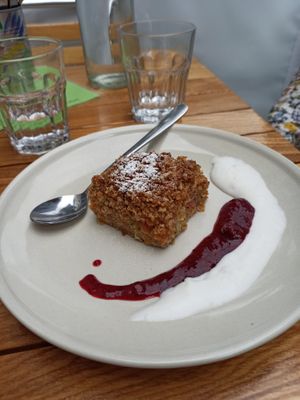 Gooseberry crumble at The Cutting Vedge in Kilkenny
