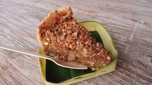 vegan apple pie at Bali Buda - Kerobokan in Kerobokan