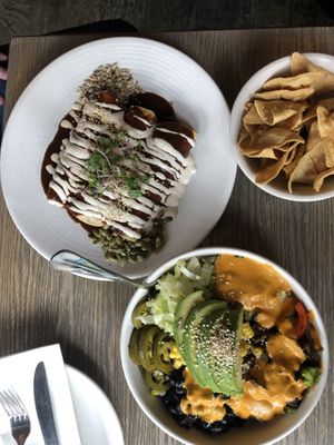 Mole and fajita bowl #Veganuary at Bar Verde in New York City