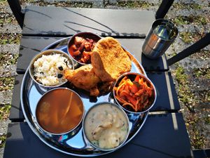 Big "thali" plate at Govinda Csillaghegy in Budapest