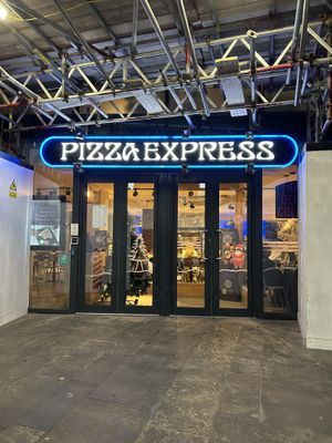 Exterior - with works gannin on around   at Pizza Express - George IV Bridge in Edinburgh