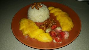 Mango cashew nut at Give Green Farm House Restaurant in Muang