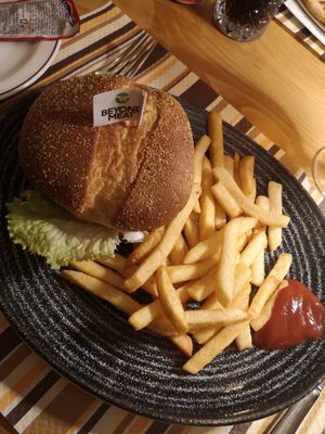  at Coogi's Restaurant in Mdina