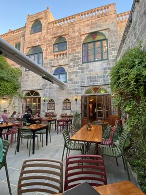 Courtyard in the evening   at Coogi's Restaurant in Mdina