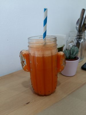 Fresh juice at Verdetariano in Sevilla
