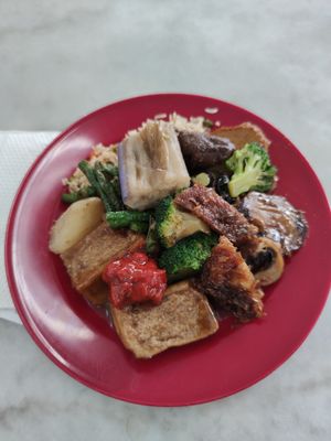 Buffet at Sin Meng Kee Products in Ipoh