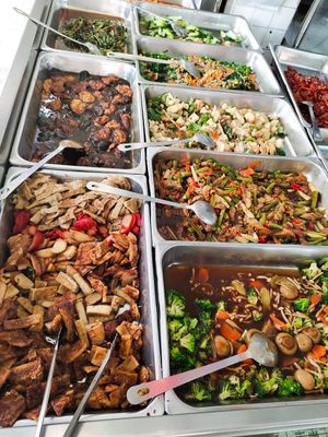 More than 30 dishes available at Sin Meng Kee Products in Ipoh