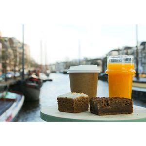 cakes, coffee and juice. at Dr.Plant in Leeuwarden