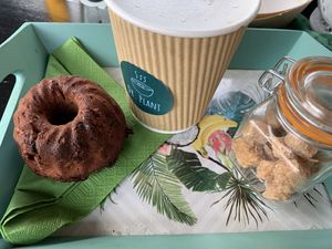 cake & oat milk cappuccino  at Dr.Plant in Leeuwarden