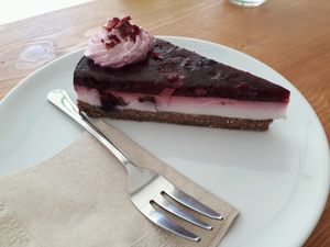 Berry cheesecake at Vegan Food & Sweet Bar in Brno