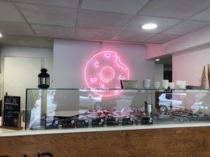 lots of ice cream flavors at Vegan Food & Sweet Bar in Brno