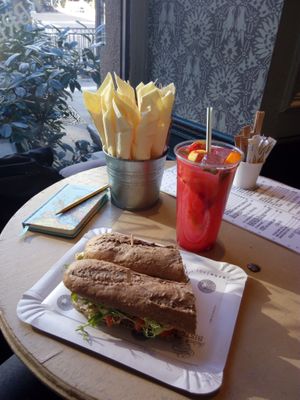 Tasty vegan lunch break. at Gelarto Rosa - Szent István in Budapest