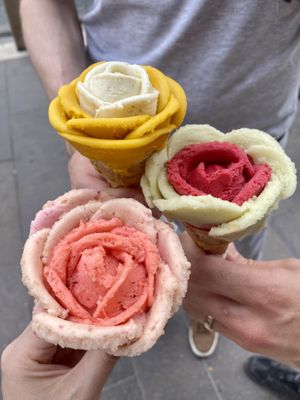   at Gelarto Rosa - Szent István in Budapest