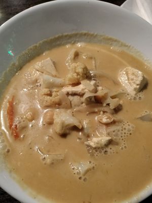 Yellow Curry at Something Vegan in Toluca Lake