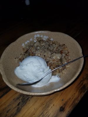 Apple crumble at Chookie's Beer Garden in Ninh Binh