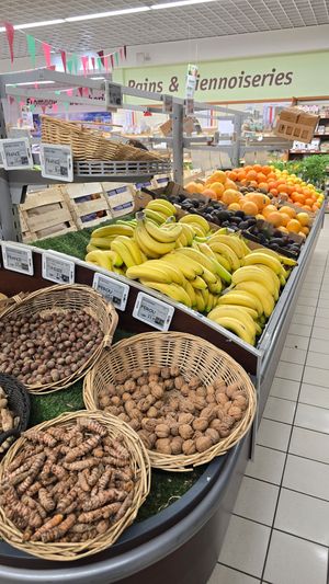 Fruits at Chlorophylle Beausud in Reze