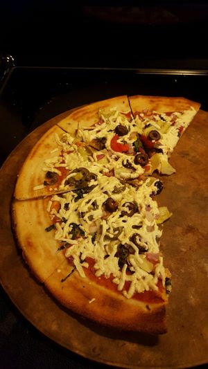 vegan pizza at Mod Pizza in Fort Collins