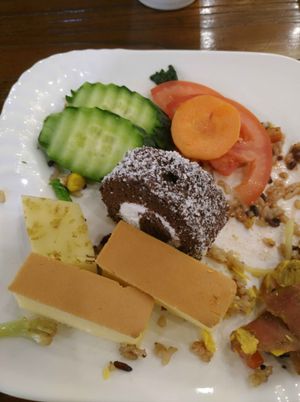 food at A Lotus  一朵莲素食自助(富华广场店 in Zhuhai