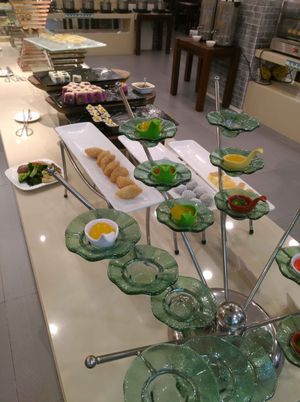 food at A Lotus  一朵莲素食自助(富华广场店 in Zhuhai