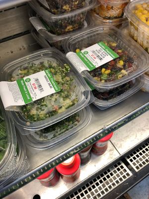 Salad at ORD - Fresh Market on the Go - T1 in Chicago