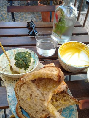 Burrata with pesto at My Mother's Daughters  in Lisbon