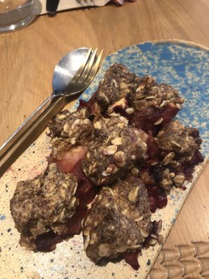 Crumble (4,50€)  at My Mother's Daughters  in Lisbon