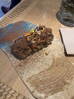 Pavé  at My Mother's Daughters  in Lisbon