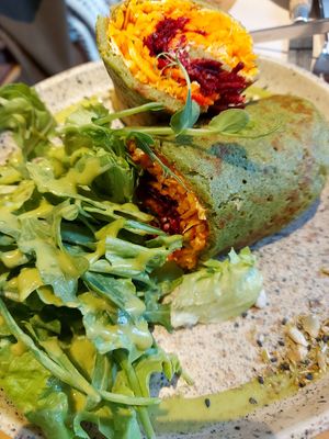 Wrap at My Mother's Daughters  in Lisbon