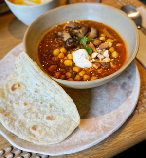 Earth bowl at My Mother's Daughters  in Lisbon