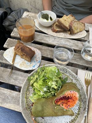   at My Mother's Daughters  in Lisbon