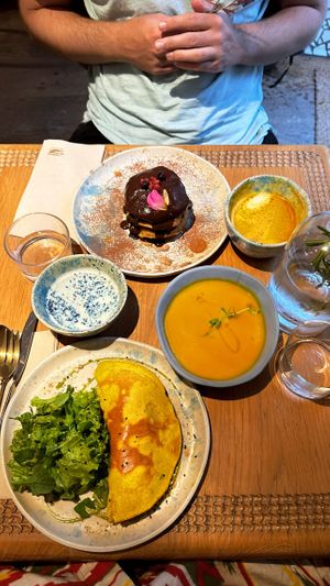   at My Mother's Daughters  in Lisbon