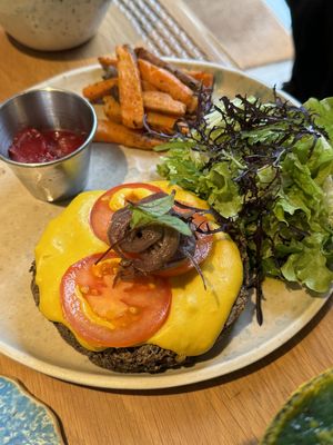 Black bean burgerrs  at My Mother's Daughters  in Lisbon