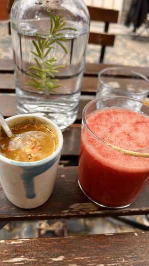 Elixir Shot & Daily Juice  at My Mother's Daughters  in Lisbon