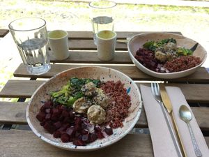 Bowl fresca  at My Mother's Daughters  in Lisbon