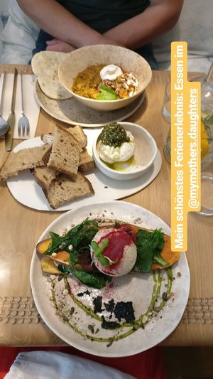 Bowl, Burrata and no bread at My Mother's Daughters  in Lisbon