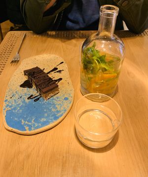 Snickers vegano at My Mother's Daughters  in Lisbon