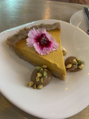 lemon and almond tart at La Dulce Boutique in Gran Canaria