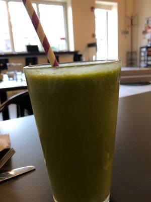 Green smoothie with paper straw at Leaf in Haddonfield