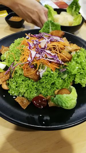 Japanese Hericium Salad at Idealite - Autocity in Perai