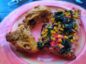 Quinoa Pizza and bread rolls at Karma Road Organic Cafe in New Paltz