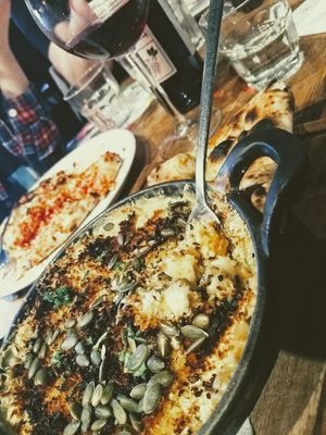 vegan mac and cheese  at Luben's Pizza in Folkestone