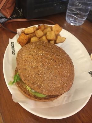 Beet burger at Bacoa - Ferran in Barcelona