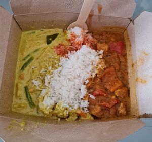 Mixed box at The Tempeh Man - Food Stall in London