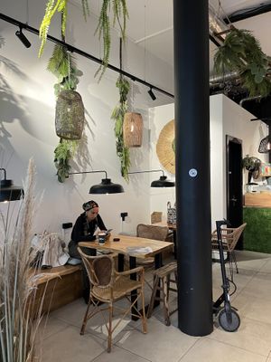   at Green Gorilla Café - Rhône in Geneva